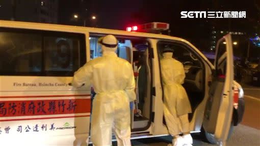 救護車出動送林東京到醫院。