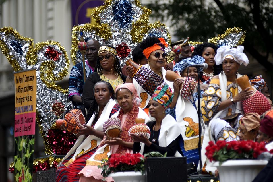 A large group of women at a Juneteenth celebration.