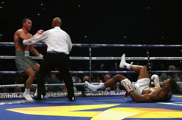 Wladimir Klitschko knocks down Anthony Joshua