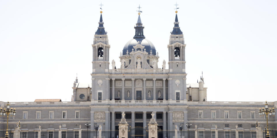 <p>Photographer Sharon Zobali took to the sidewalks of one of Spain's most historic cities.</p>