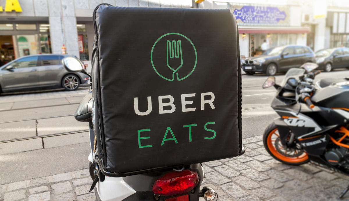 Uber Eats driver sparks debate with ‘tip baiting’ video 'One of the