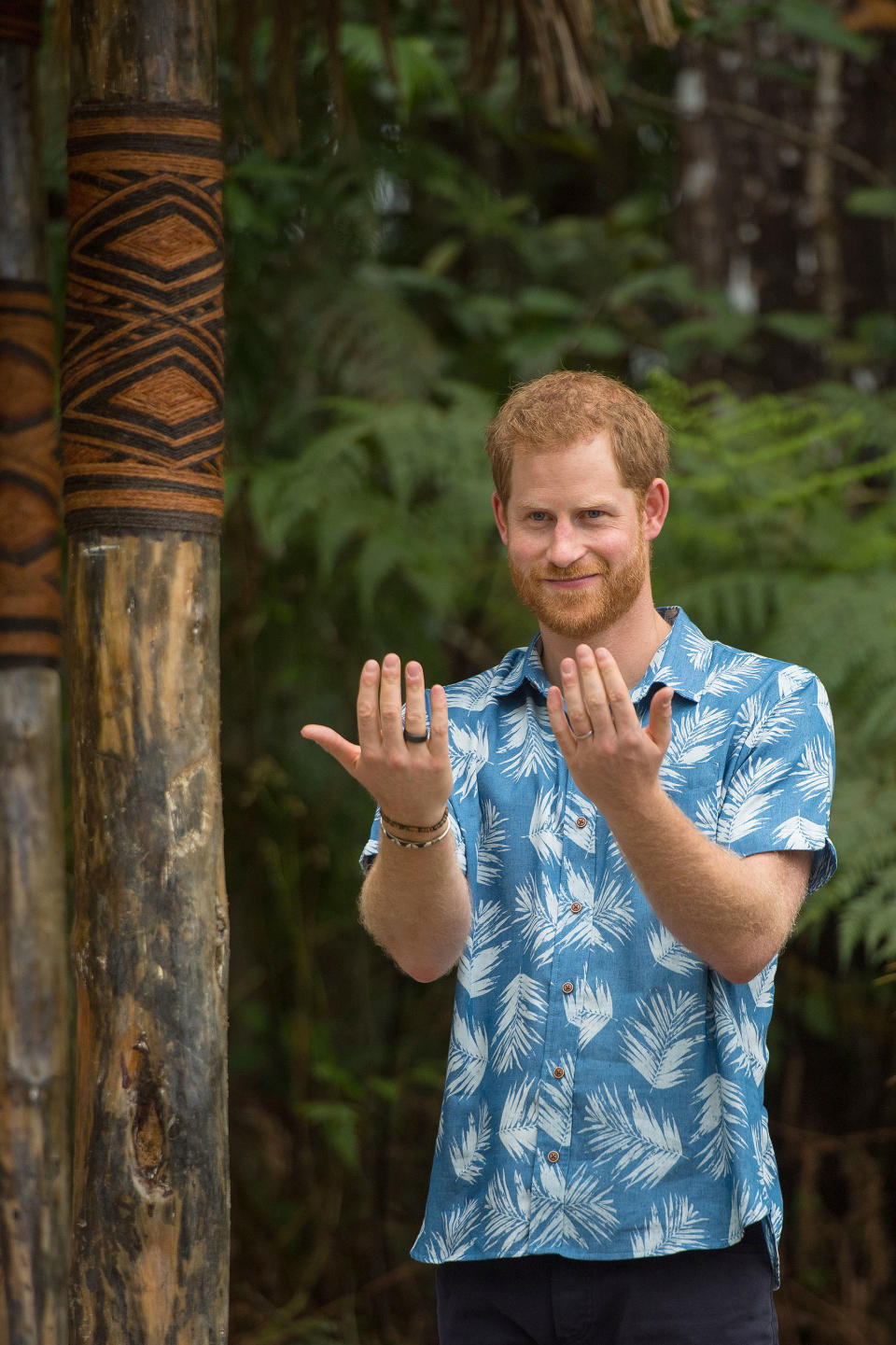 Meghan Markle and Prince Harry Split Tour Duties in Fiji