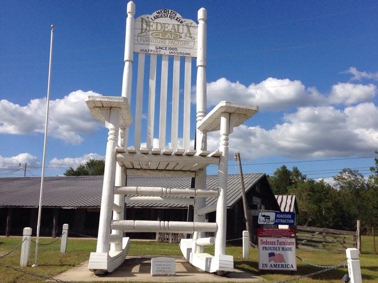 world's largest rocking chair mississippi