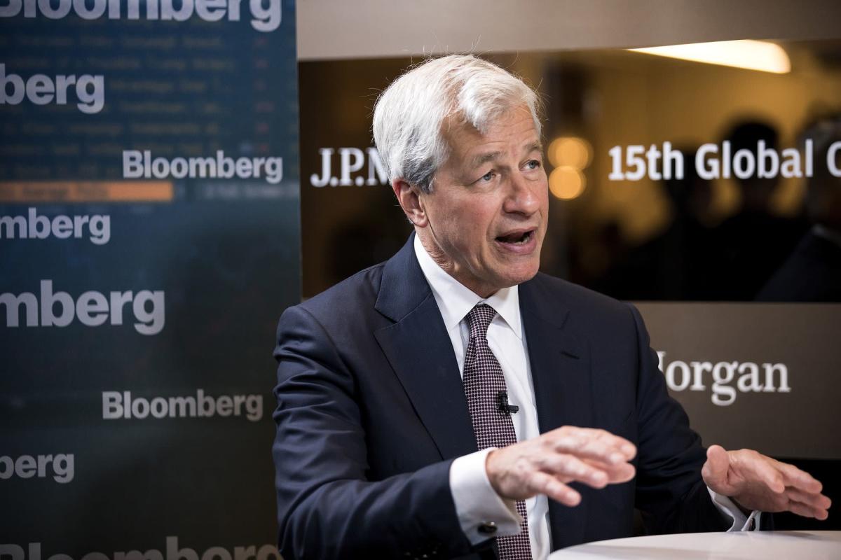 Jamie Dimon Sees ‘Huge Pressure’ on Wages for First Time in His Life - Yahoo Finance