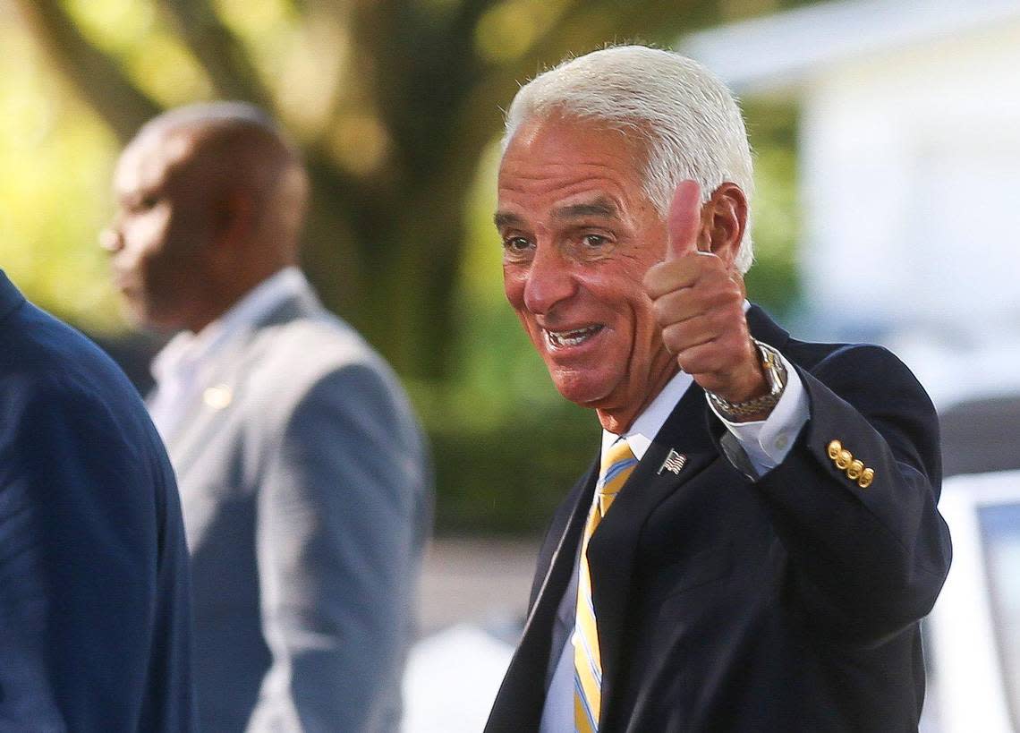 U.S. Rep. Charlie Crist gives a thumbs up as he walks towards the polls to vote on election day at Gathering Church, Tuesday, Aug. 23, 2022 in St. Petersburg.