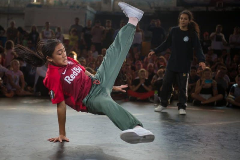 Logan "B-Girl Logistx" Edra (L) of Team USA, performs in a competition in Budapest, Hungary, in September 2019. Photo by Tan Balogh/EPA-EFT