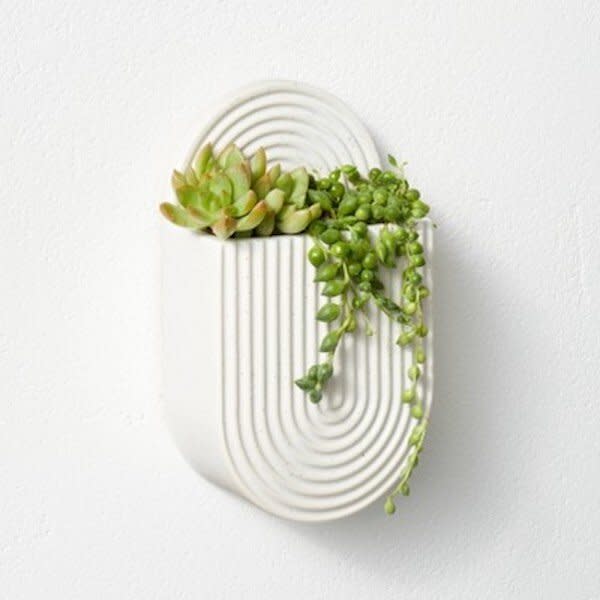 Target Wall-Mounted Stoneware Planter in White