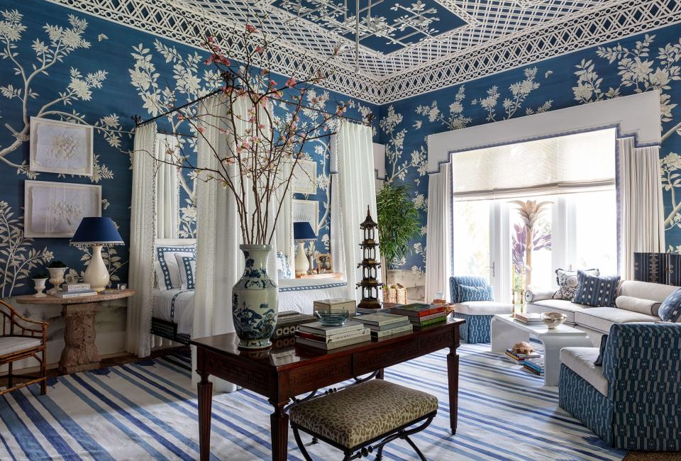 For a bedroom on the first floor of the Kips Bay Decorator Show House Palm Beach, Phoebe Howard took her design inspiration from the garden, including the trellis on the ceiling.