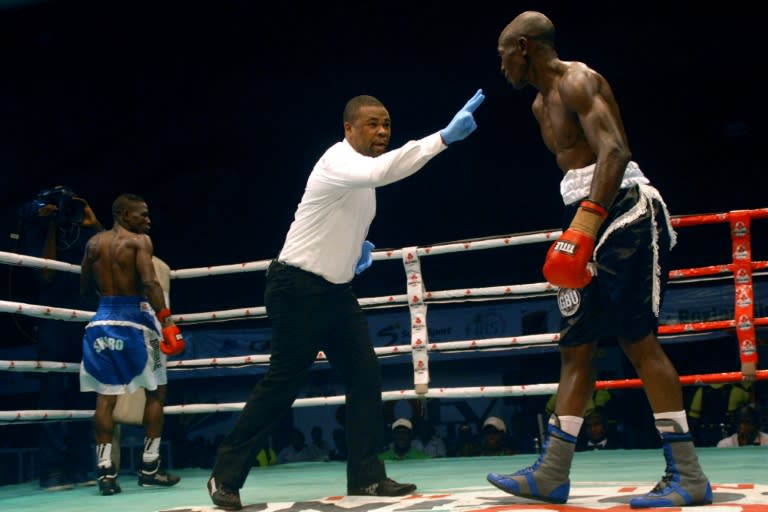 Boxing used to be the most popular sport in Nigeria until the 1960s but fell out of favour for decades, in part due to lack of sponsorship. But since the start of the 2000s it has made a come-back