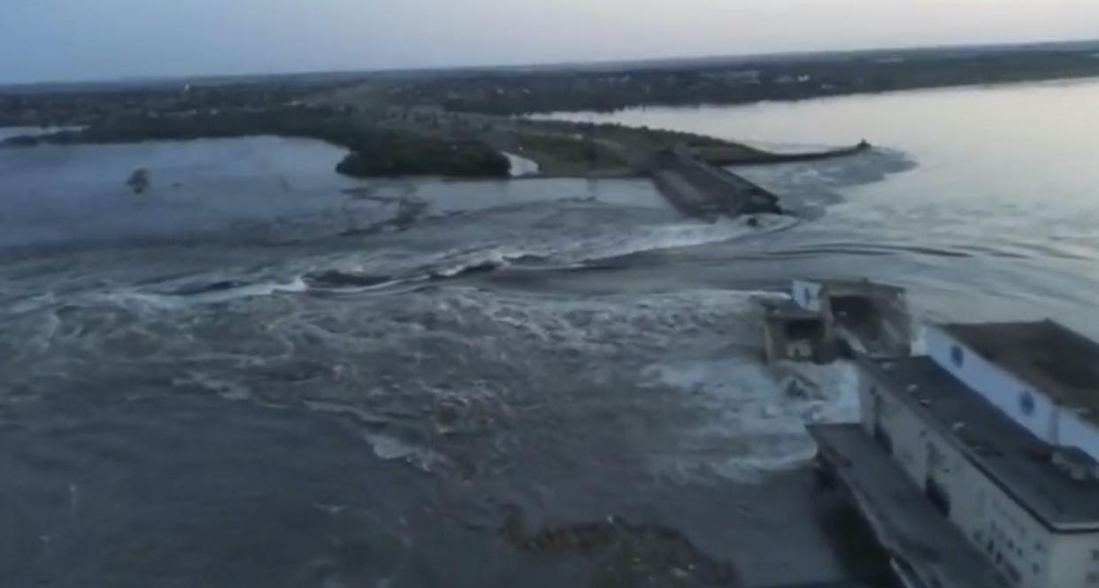 The breach of the Kakhovka dam in Ukraine could have lasting ecological and health impacts. <a href="https://newsroom.ap.org/detail/RussiaUkraineWar/e19fad339d4a403e863ca5ffd2ebe420/photo?Query=Kakhovka%20dam&mediaType=photo&sortBy=arrivaldatetime:desc&dateRange=Anytime&totalCount=49&currentItemNo=27" rel="nofollow noopener" target="_blank" data-ylk="slk:Ukrainian Presidential Office via AP;elm:context_link;itc:0" class="link ">Ukrainian Presidential Office via AP</a>