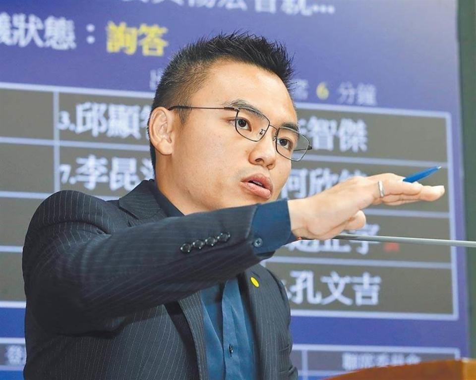 國民黨立委洪孟楷呼籲政府應發現金、不印券，節省成本。（圖/本報資料照片）