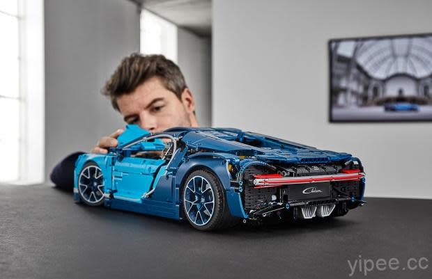 Lego Technic Bugatti Chiron 布加迪超跑登場，超精緻細節顯示各個機關