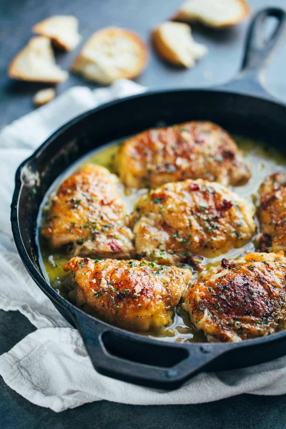 Skillet Chicken With Bacon and White Wine Sauce