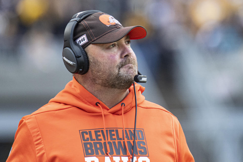 Freddie Kitchens defiantly defended his "Pittsburgh Started It" T-shirt while arguing that his Browns were "ready to play."(Shelley Lipton/Icon Sportswire via Getty Images)