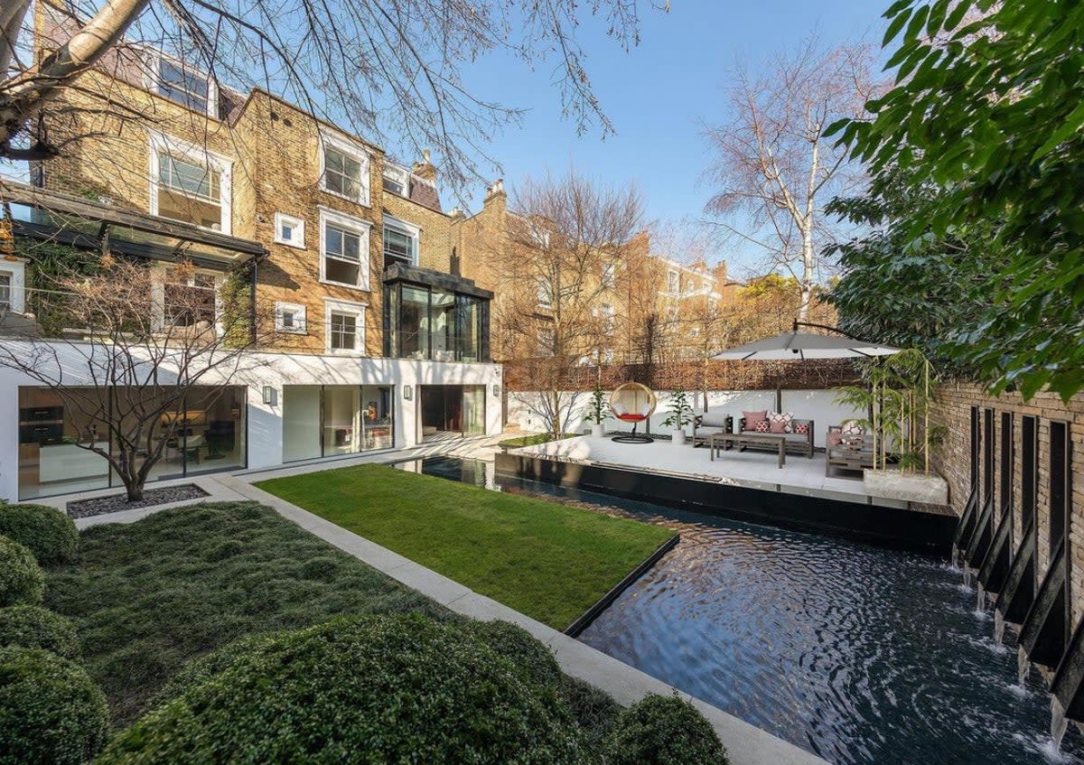 Simon Cowell recently sold his Holland park mansion for £15 million (Provided via Cohort Capital)