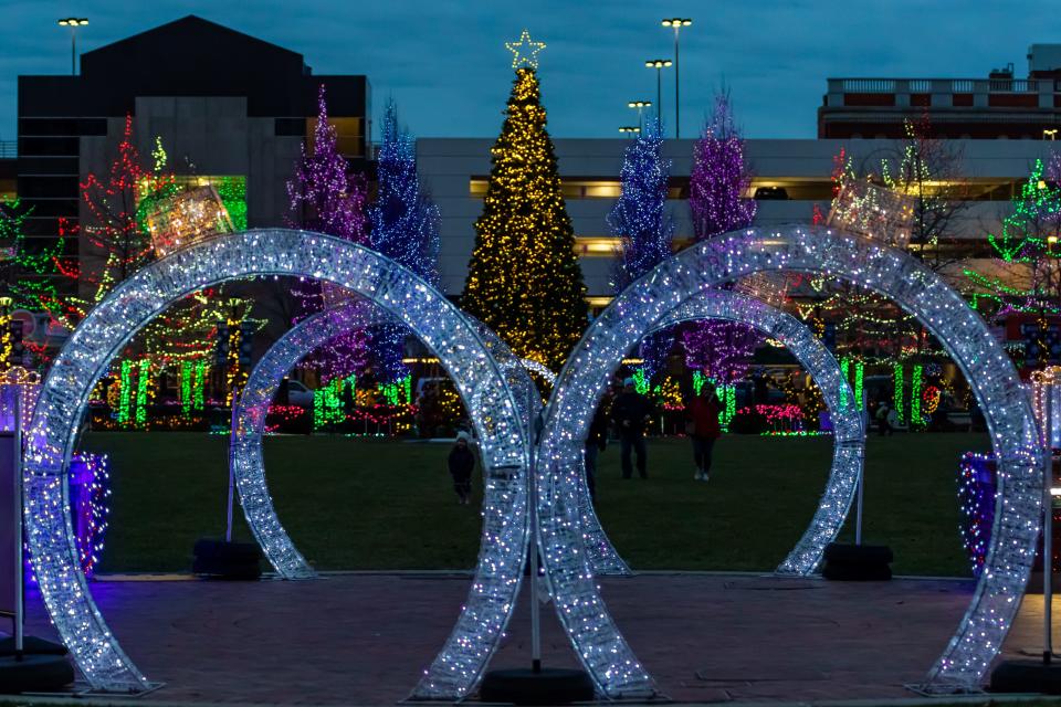 The Columbus Commons light display is dazzling.