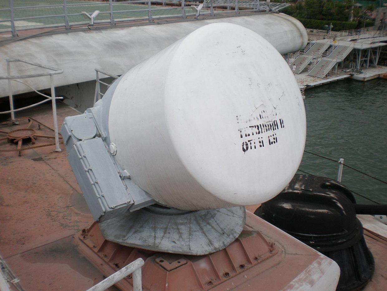 mr 123 bass tilt fire control radar and ak 630 close defense gun on soviet carrier minsk in shenzhen china