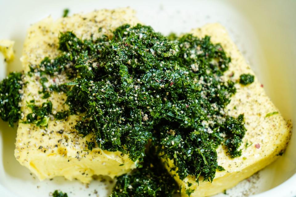 seasoning butter making herbed butter herb butter cooking