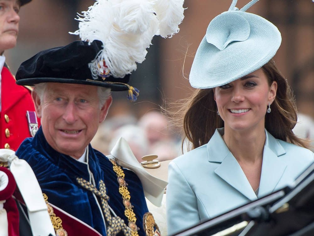 König Charles III. und Prinzessin Kate haben über die Jahre eine "sehr enge Beziehung" entwickelt. (Bild: imago images/Parsons Media)