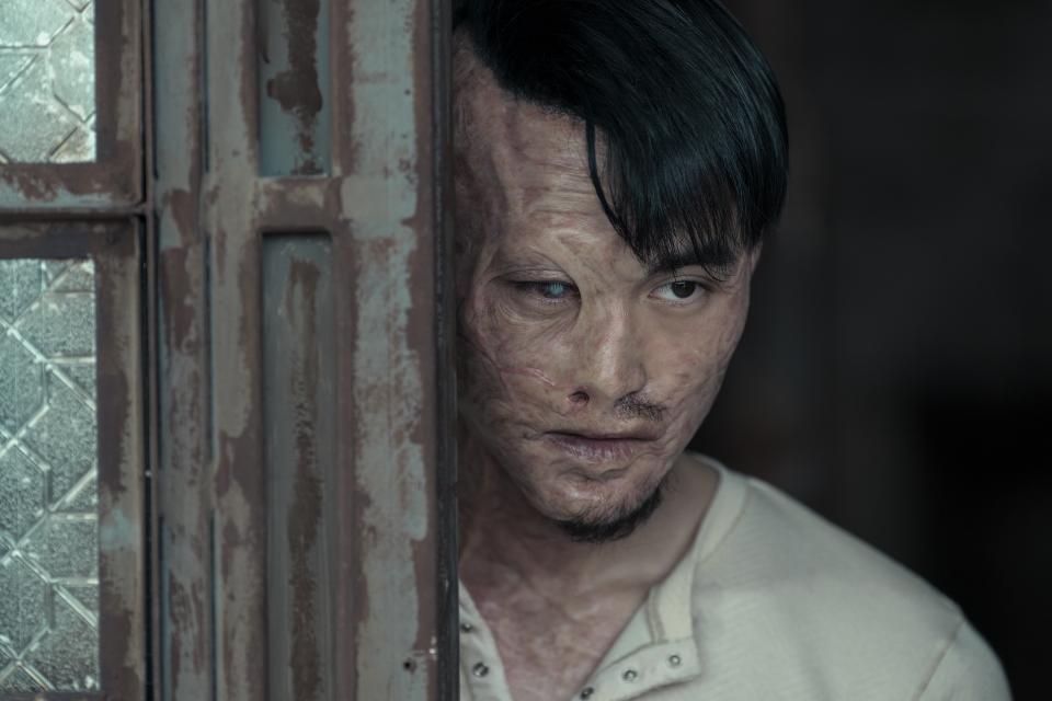 Duy Nguyen as Man