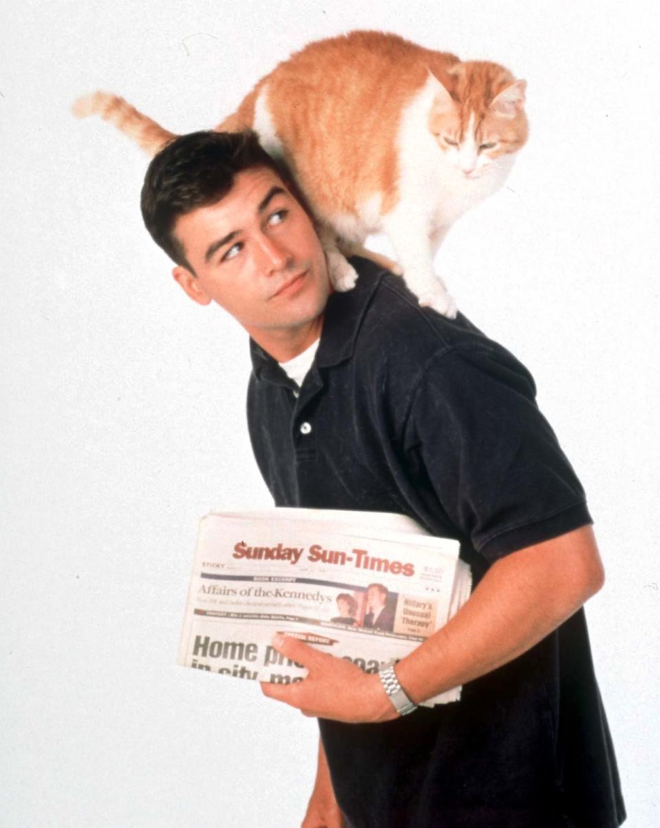 Kyle Chandler early edition