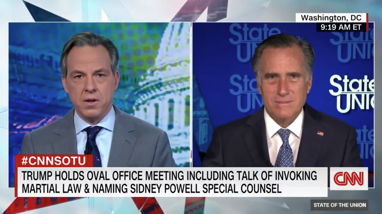 CNN anchor Jake Tapper and Utah Sen. Mitt Romney. (Screenshot: Twitter/@CNNPolitics)