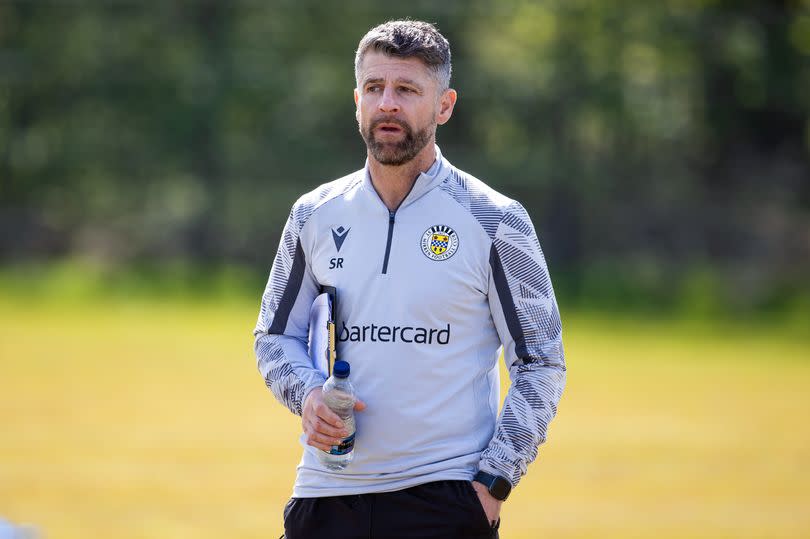 St Mirren manager Stephen Robinson