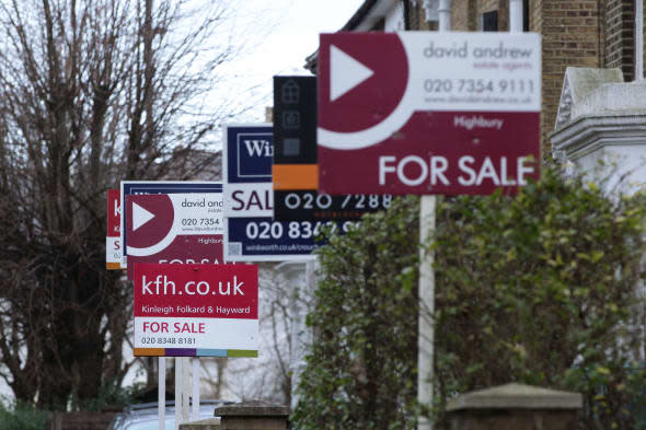 File photo dated 27/01/14 of for sale signs displayed outside houses in Finsbury Park, North London. House prices surged by 8.8% year-on-year in January as they continued to increase at their fastest pace since 2010, Nationwide has reported.  PRESS ASSOCIATION Photo. Issue date: Wednesday January 29, 2014. See PA story ECONOMY  House. Photo credit should read: Yui Mok/PA Wire