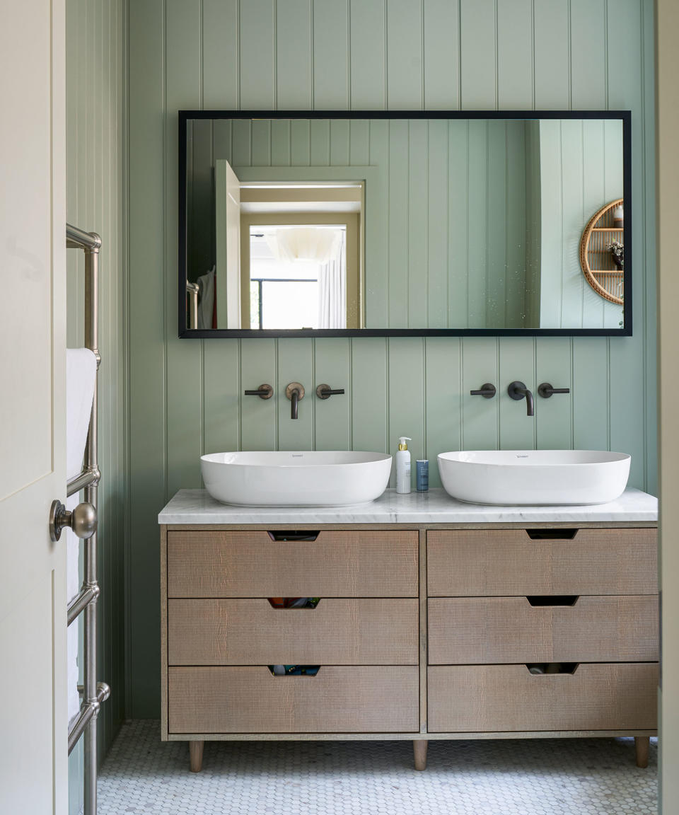 4. Make the most of a vanity unit