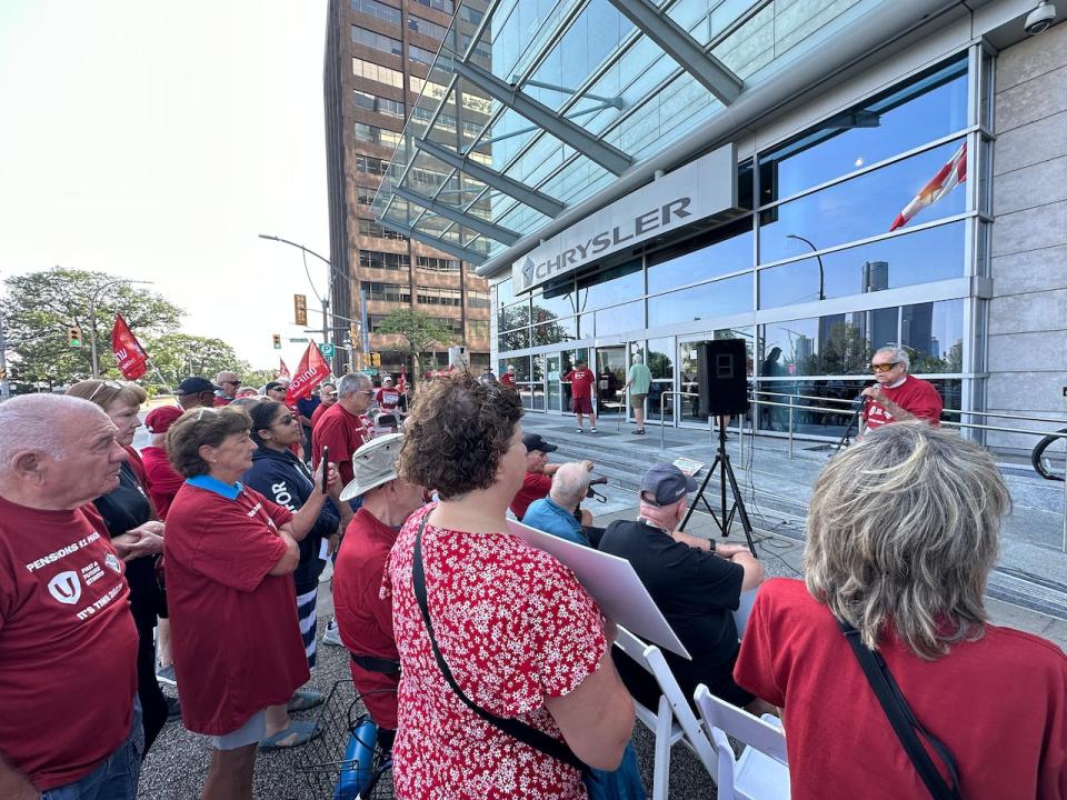 Bob Nickerson, the former national secretary-treasurer of the Canadian Auto Workers (CAW) spoke at a rally for retired auto workers in Windsor on Thursday, Aug. 10, 2023 as bargaining with the Detroit Three automakers gets underway. 