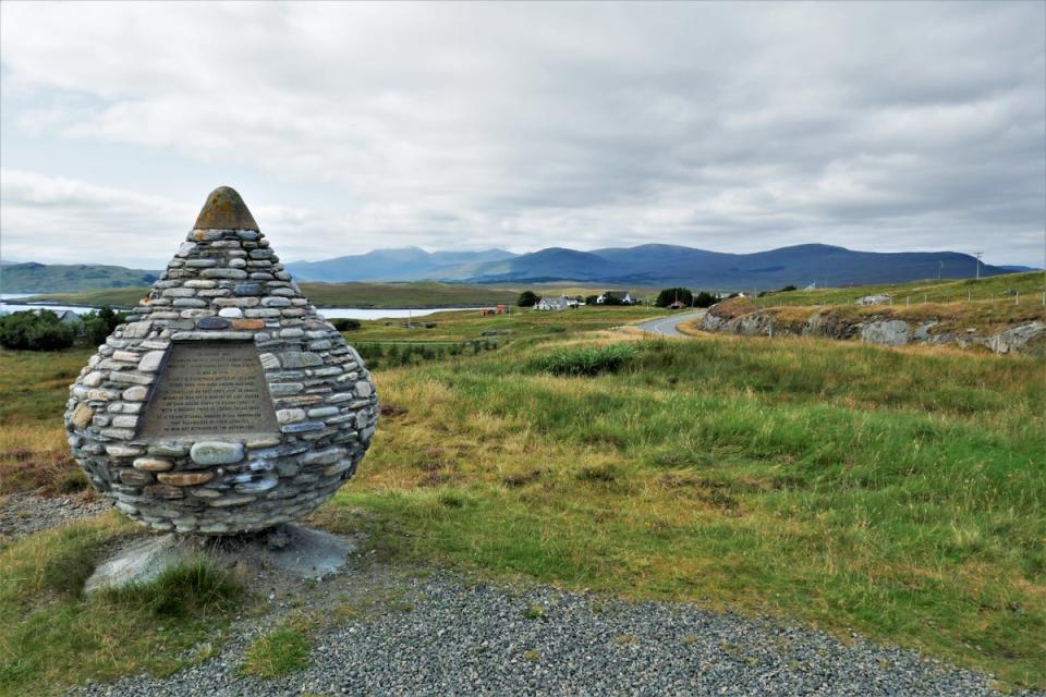 Bonnie Prince Charlie memorial (Amy McPherson)