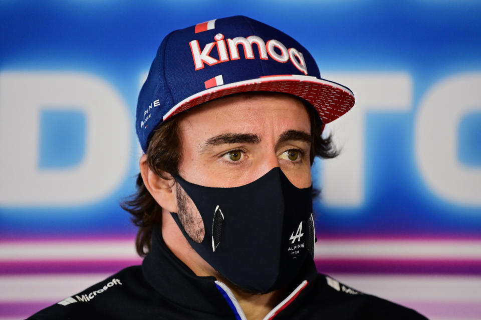 Fernando Alonso se deshace de Kimoa