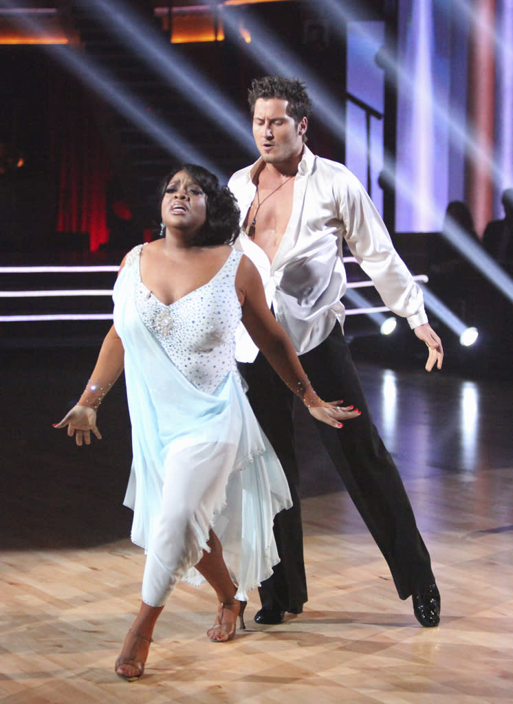 Sherri Shepherd and Val Chmerkovsiy (4/02/12)