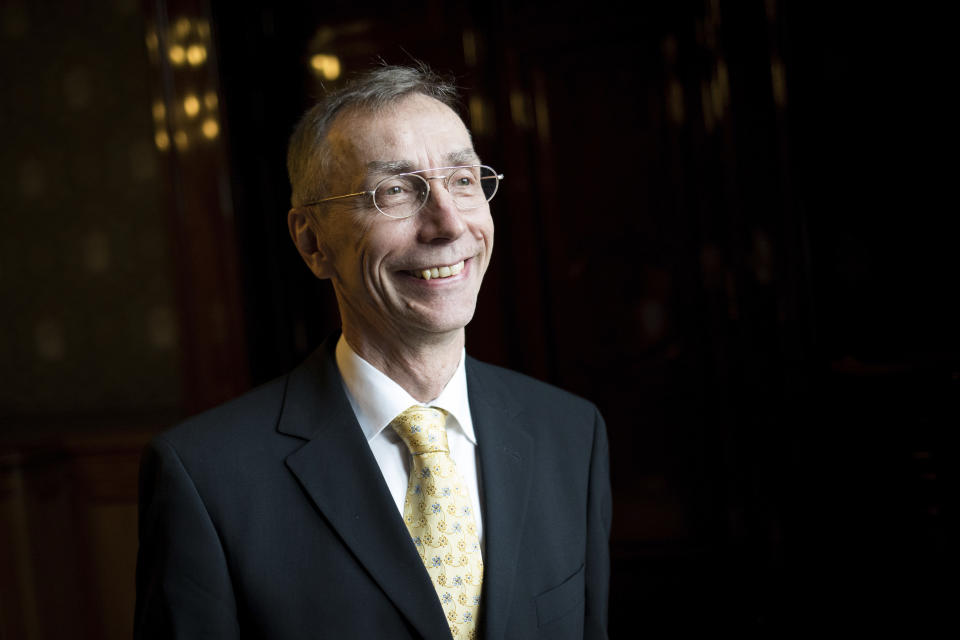 Swedish scientist Svante Paabo smiles at the award ceremony at the Hamburg Kerber Foundation's European Science Prize, in Hamburg, Germany, Sept. 7, 2018. On Monday, Oct. 3, 2022 the Nobel Prize in physiology or medicine was awarded to Swedish scientist Svante Paabo for his discoveries on human evolution. (Christian Charisius/dpa via AP)