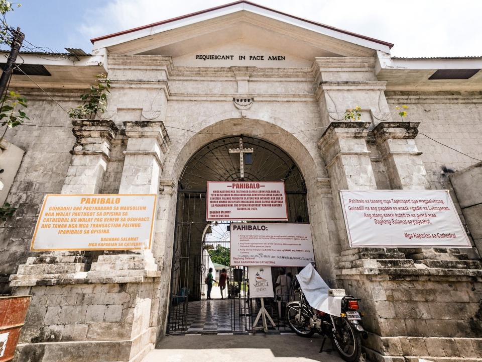 cebu graveyard