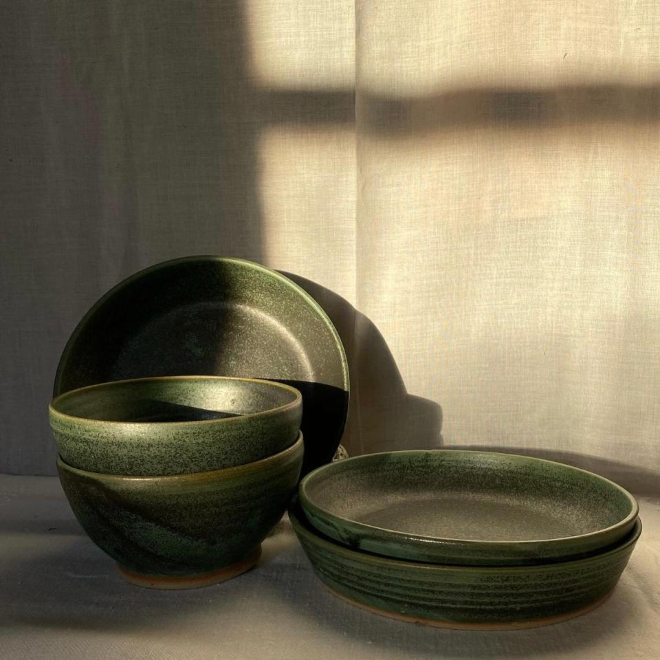 Norfolk-based ceramicist Laura Huston makes covetable plates (Laura Huston plates)