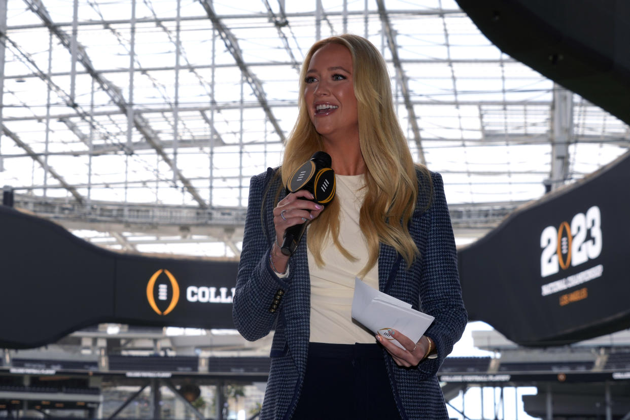 Former ESPN anchor Ashley Brewer and NBA free agent Frank Kaminsky were married last weekend in Mexico. (Kirby Lee/USA Today)