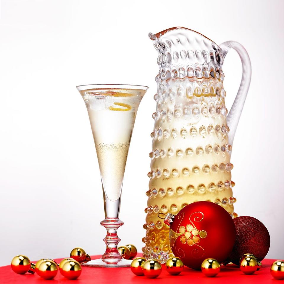 <p>Time to party with this simple Champagne cocktail recipe that's ideal for a New Year's Eve party. Let's celebrate!</p><p><strong>Recipe: <a href="https://www.goodhousekeeping.com/uk/christmas/christmas-drinks/a551761/twinkle-cocktail-recipe/" rel="nofollow noopener" target="_blank" data-ylk="slk:Twinkle cocktail;elm:context_link;itc:0;sec:content-canvas" class="link ">Twinkle cocktail </a></strong></p>