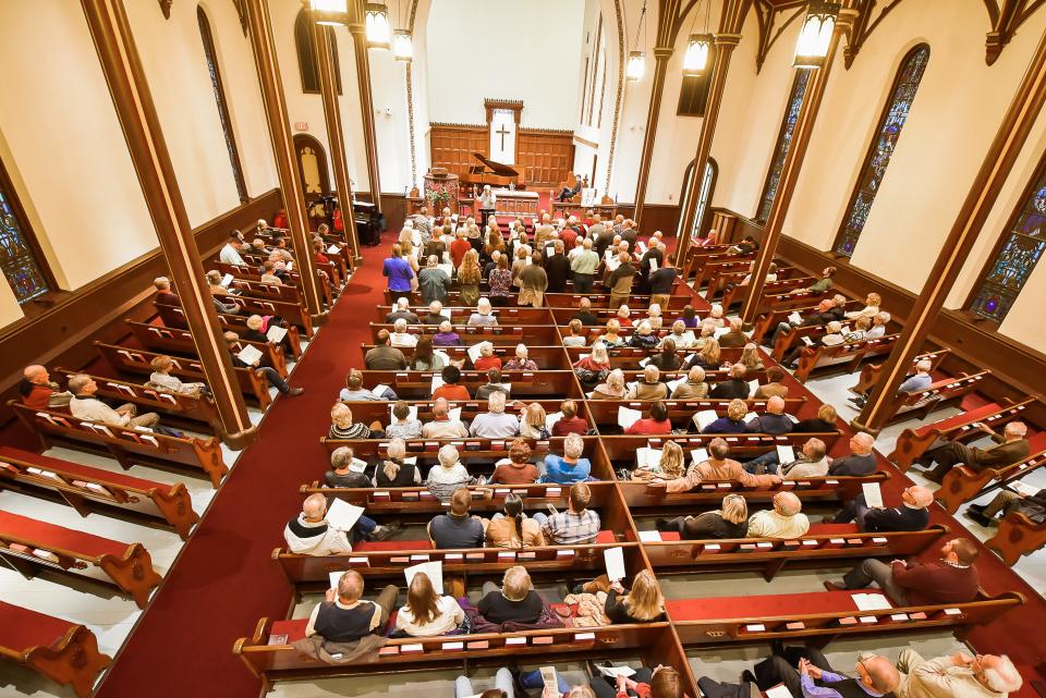 Christians Uniting in Song and Prayer hosts its annual Thanksgiving service in November 2022.