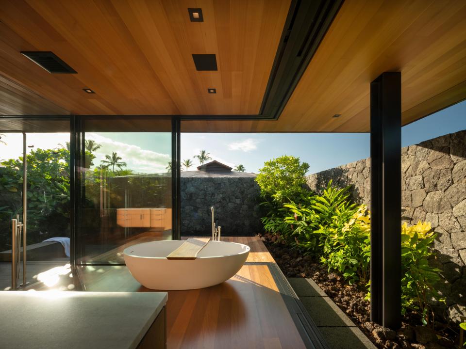 Olson Kundig’s Latest Design Embraces Its Hawaiian Habitat