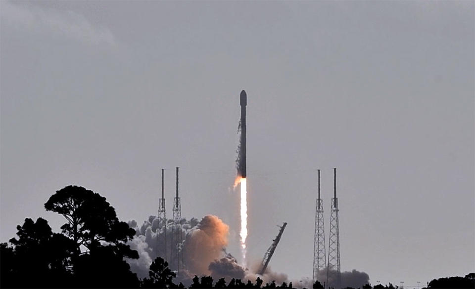 A SpaceX Falcon 9 rocket blasts off from the Cape Canaveral Space Force Station carrying 48 Starlink internet satellites. It was SpaceX's 10th flight so far this year and the 40th dedicated to the Starlink program. / Credit: William Harwood/CBS News