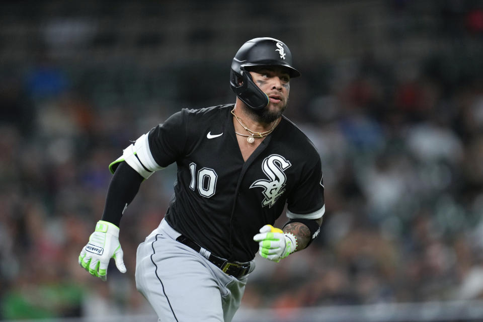 Chicago White Sox's Yoan Moncada runs out a one-run single against the Detroit Tigers in the eighth inning of a baseball game, Friday, Sept. 8, 2023, in Detroit. (AP Photo/Paul Sancya)