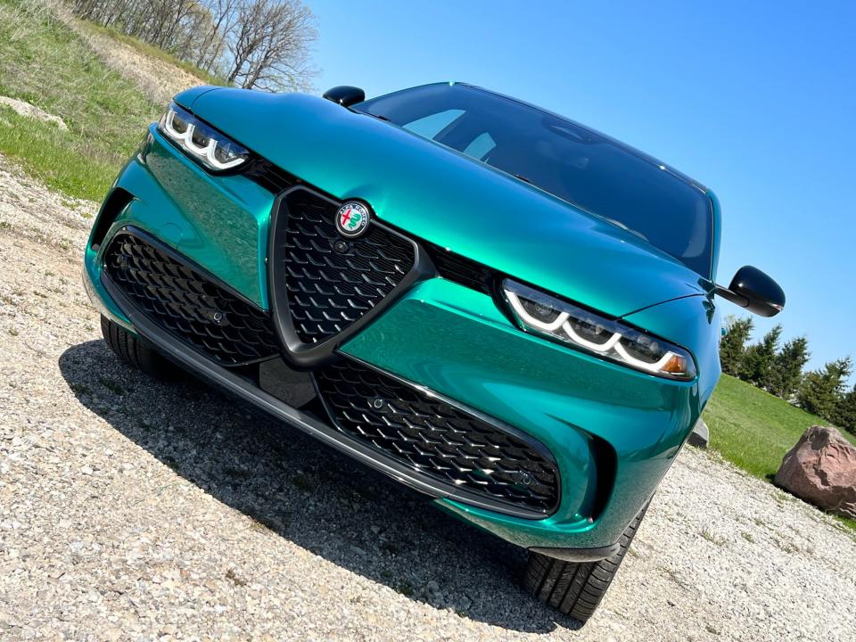 2024 Alfa Romeo Tonale PHEV SUV