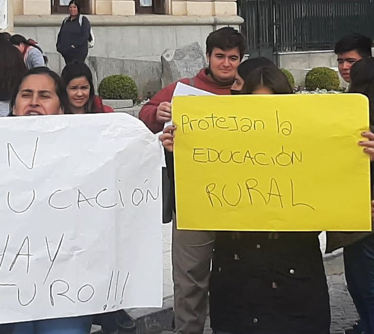 Reclaman el regreso del servicio de traslado para los chicos de las escuelas rurales