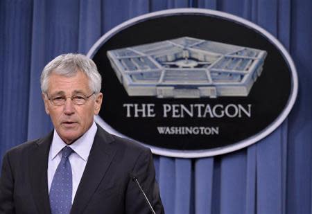 U.S. Secretary of Defense Chuck Hagel makes remarks to the press on looming budget cuts at the Pentagon, Arlington, Virginia, February 24, 2014. REUTERS/Mike Theiler