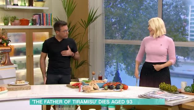 Gino D'Acampo and Holly Willoughby (Photo: ITV)