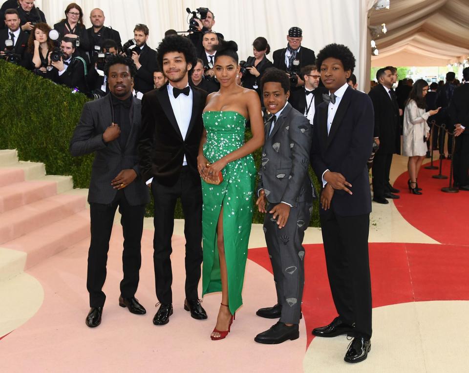 <h1 class="title">Shameik Moore, Justice Smith in Dsquared2, Herizen F. Guardiola in Monique Lhuillier, Tremaine Brown, Jr., and Skylan Brooks</h1><cite class="credit">Photo: Getty Images</cite>