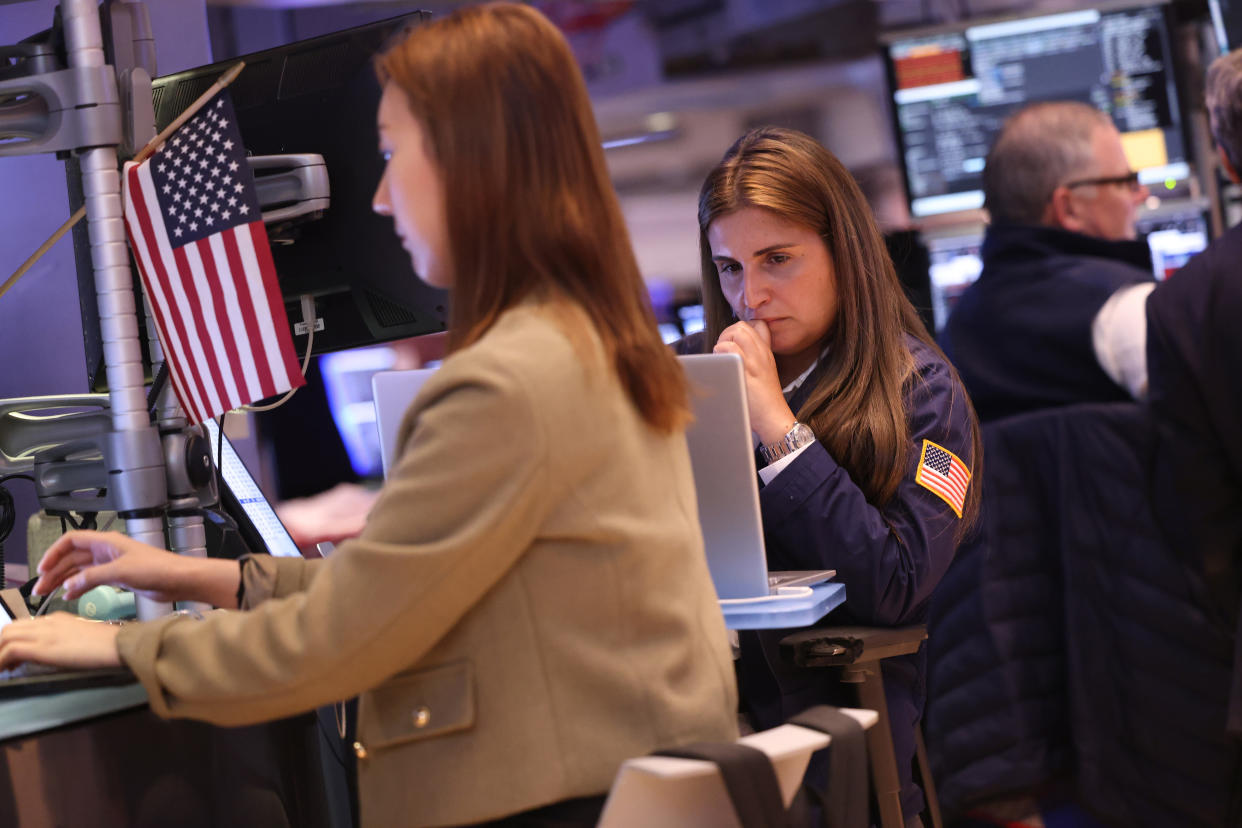 FTSE NEW YORK, NEW YORK - APRIL 09: Traders work on the floor of the New York Stock Exchange during afternoon trading on April 09, 2024 in New York City. The stock market closed with mixed results as Wall Street awaits the release of the latest inflation data.  (Photo by Michael M. Santiago/Getty Images)