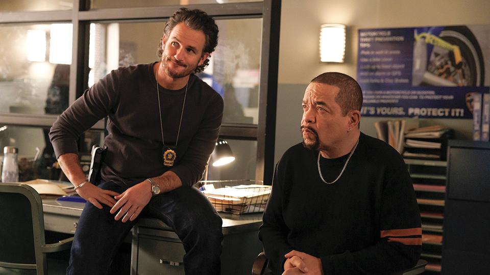 LAW & ORDER: SPECIAL VICTIMS UNIT -- "Soldier Up" Episode 24011 -- Pictured: (l-r) Kevin Kane as Det. Terry Bruno, Ice T as Sgt. Odafin "Fin" Tutuola -- (Photo by: Peter Kramer/NBC)