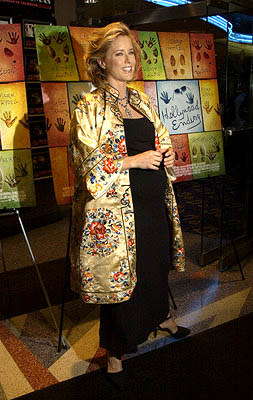 Tea Leoni at the New York premiere of Dreamworks' Hollywood Ending